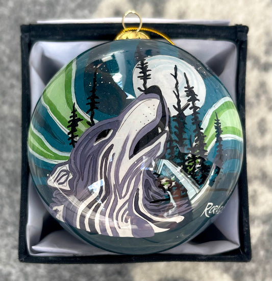 Wolf and the Aurora Ornament